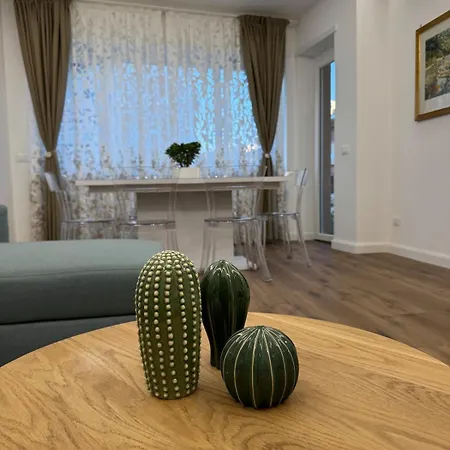 La Casa Dei Lettori Rom